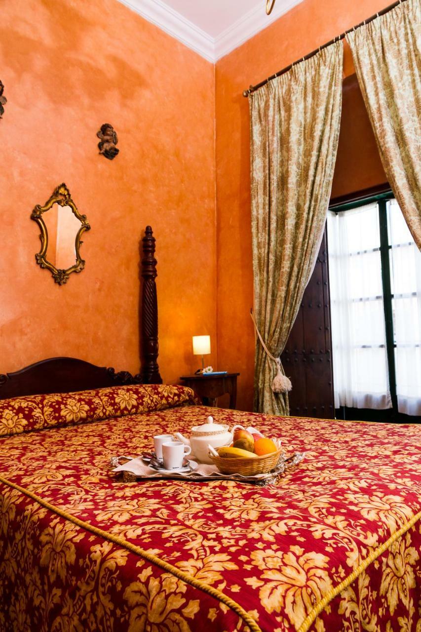 Granados Palacio Boutique Hotel Écija Dış mekan fotoğraf